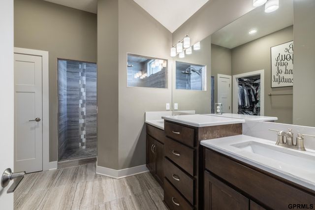 7855 S 194th Street, Gretna, NE 68028