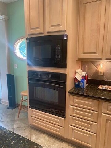 2035 Canterbury Court 2035 Canterbury Court, Troy, OH 45373