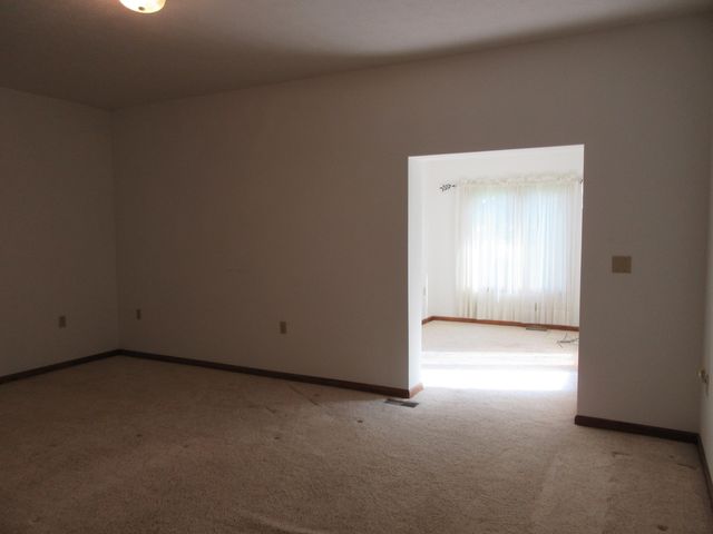 2035 Canterbury Court 2035 Canterbury Court, Troy, OH 45373