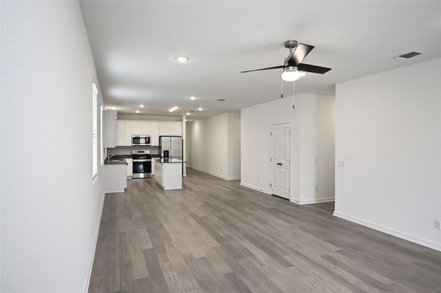261 Elk Ave, San Marcos, TX 78666