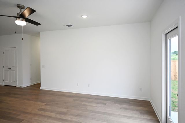 261 Elk Ave, San Marcos, TX 78666