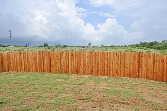 261 Elk Ave, San Marcos, TX 78666