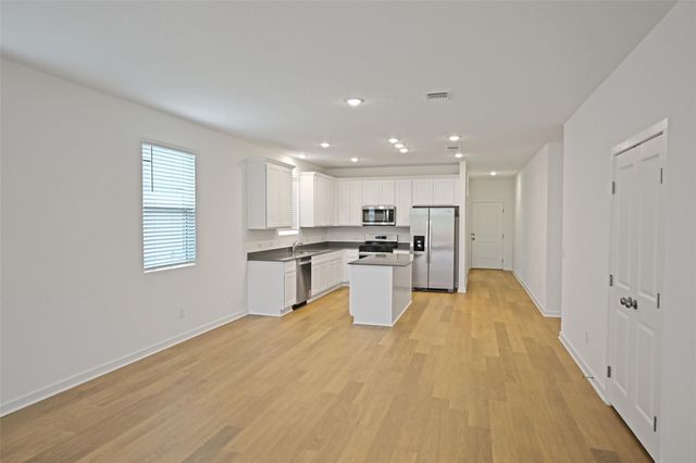 261 Elk Ave, San Marcos, TX 78666