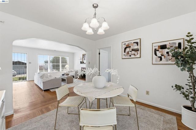 4164 4164 Seven Hills Rd, Castro Valley, CA 94546