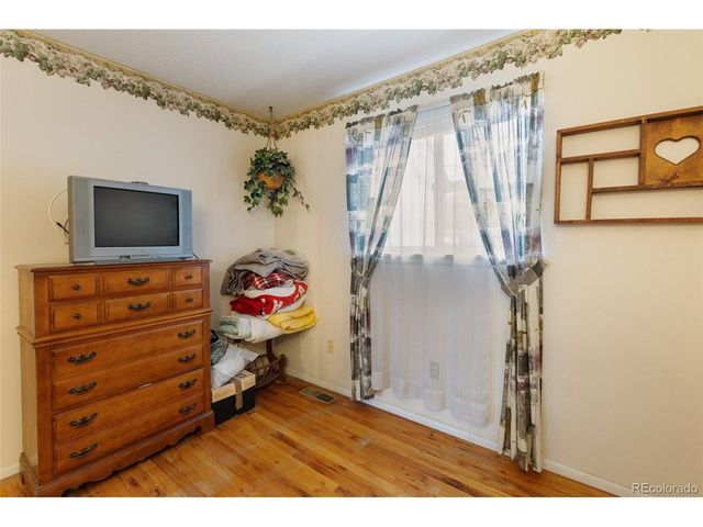 3418 Greenwood Cir, Colorado Springs, CO 80910