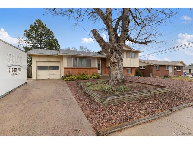 3418 Greenwood Cir, Colorado Springs, CO 80910