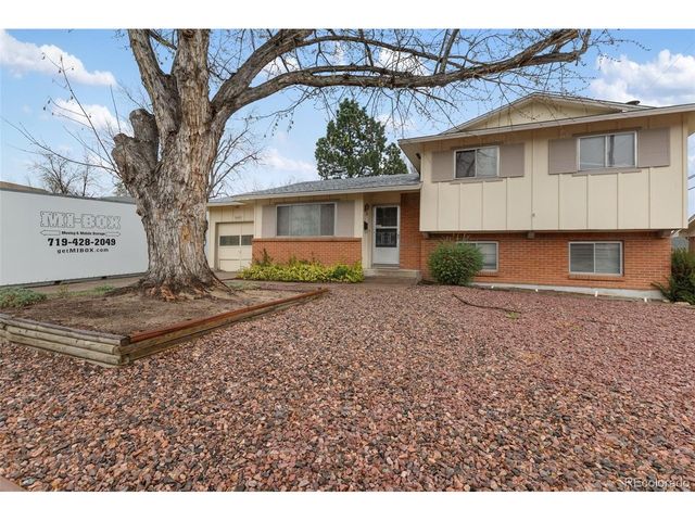 3418 Greenwood Cir, Colorado Springs, CO 80910