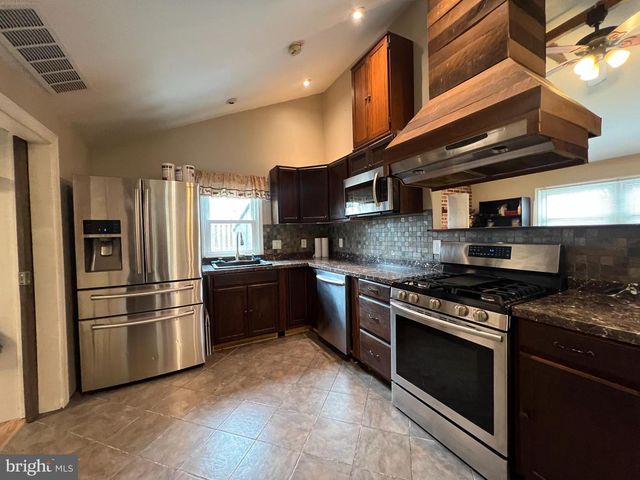 30 DUANE RD, Doylestown, PA 18901