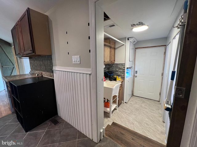 30 DUANE RD, Doylestown, PA 18901