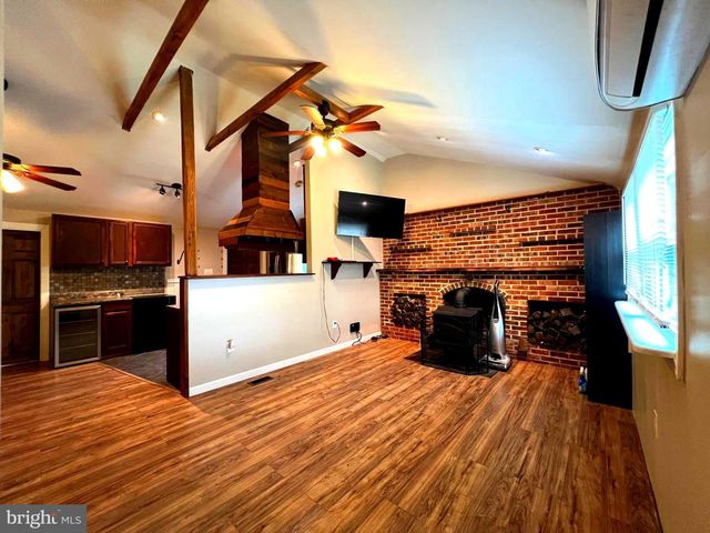 30 DUANE RD, Doylestown, PA 18901