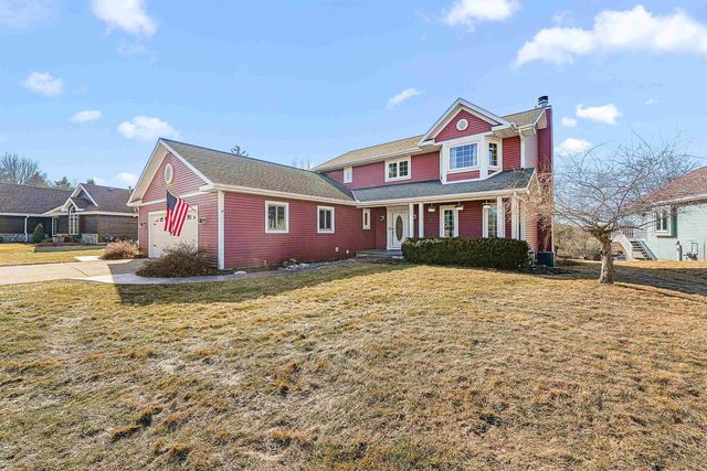 718 Stow Street, Horicon, WI 53032