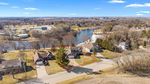 718 Stow Street, Horicon, WI 53032