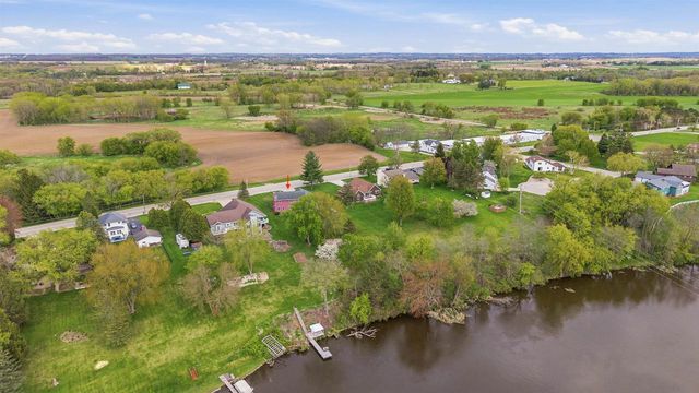 718 Stow Street, Horicon, WI 53032