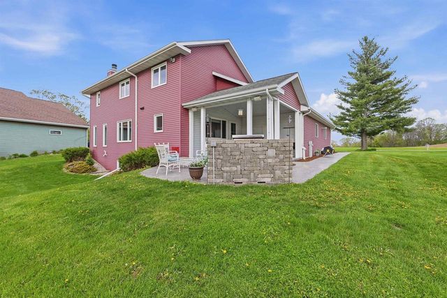 718 Stow Street, Horicon, WI 53032