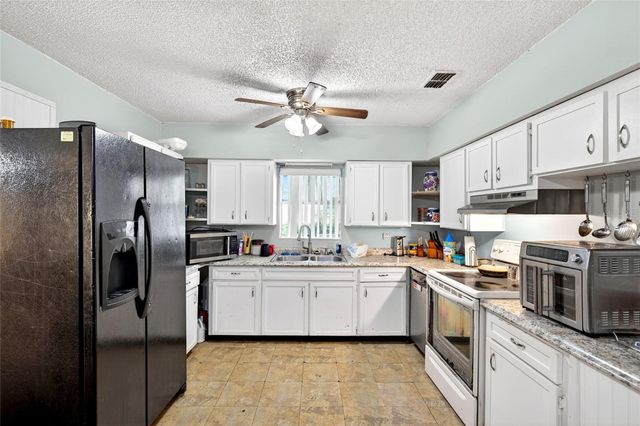 3660 SE 139TH LANE, Summerfield, FL 34491