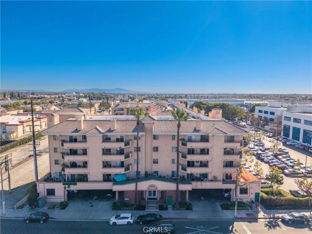 11410 Brookshire 319, Downey, CA 90241