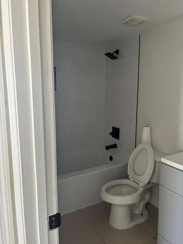 2916 DICKENS CIRCLE, Kissimmee, FL 34747