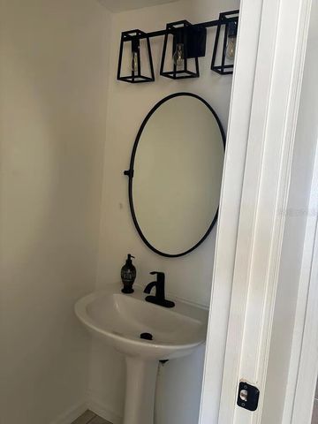 2916 DICKENS CIRCLE, Kissimmee, FL 34747