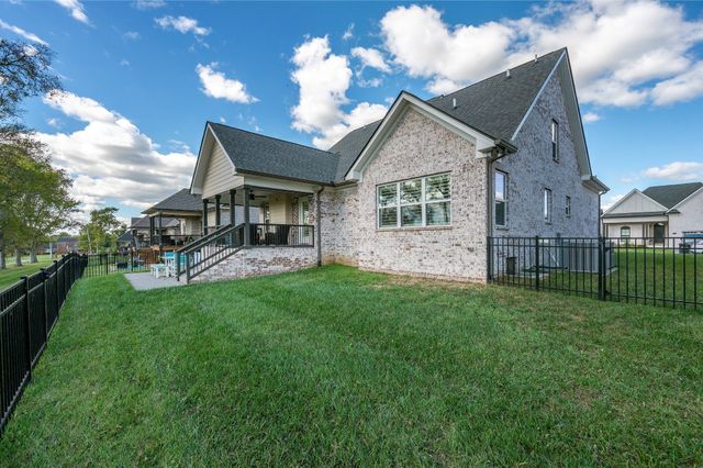 1016 Jackston Mack Way, Gallatin, TN 37066