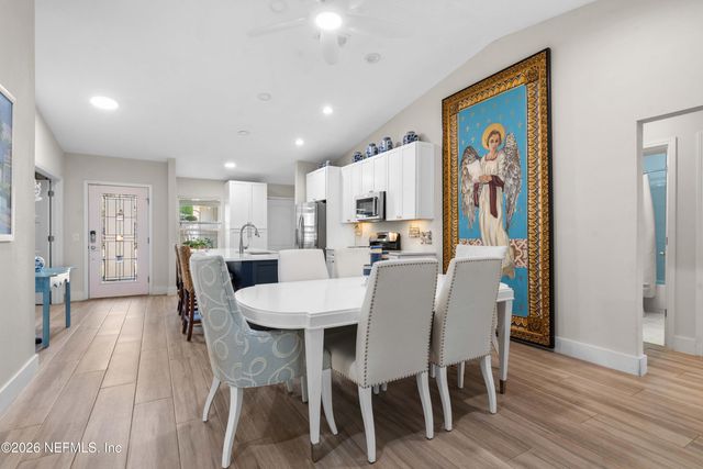 70 VESTAVIA Court, Jacksonville, FL 32081