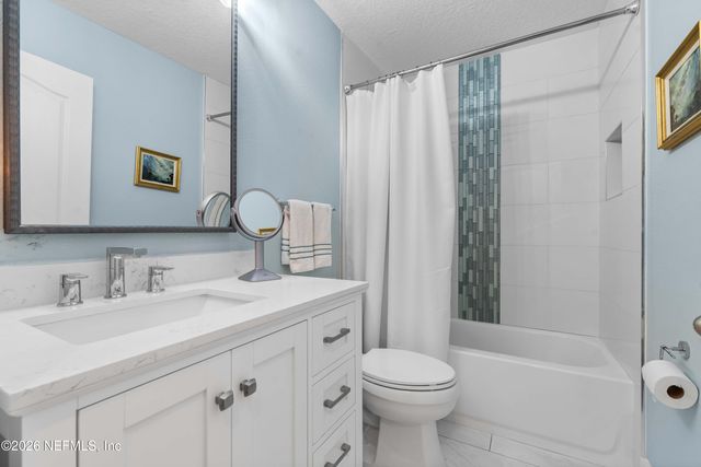 70 VESTAVIA Court, Jacksonville, FL 32081