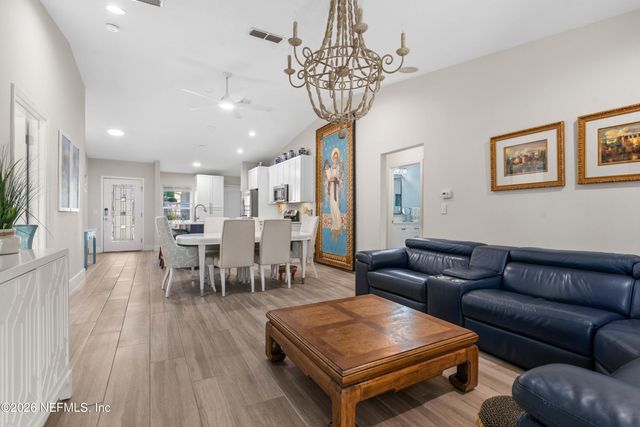 70 VESTAVIA Court, Jacksonville, FL 32081