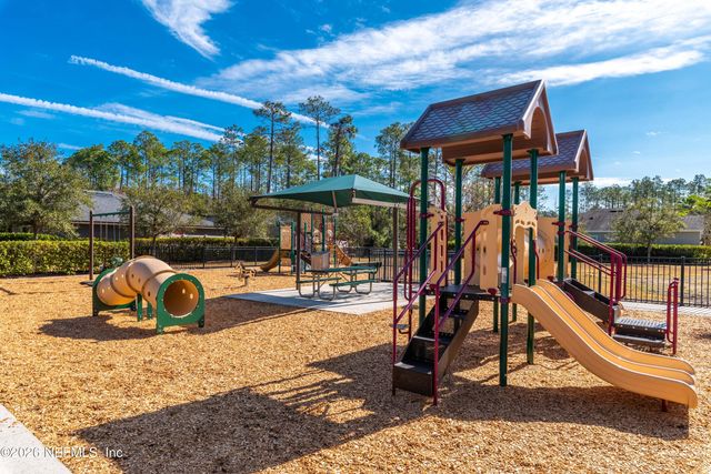 70 VESTAVIA Court, Jacksonville, FL 32081