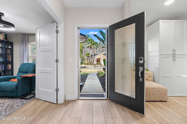 70 VESTAVIA Court, Jacksonville, FL 32081