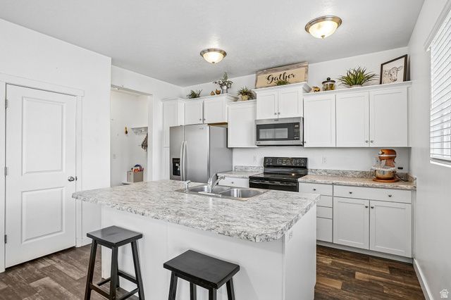 332 STONE DR, Santaquin, UT 84655
