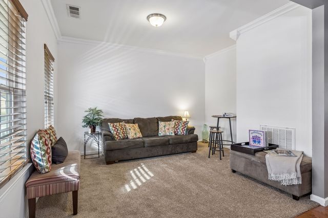 2512 Janalyn Trce, Hermitage, TN 37076