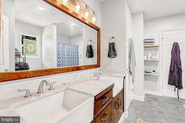 274 REGINA RD, Lancaster, VA 22503