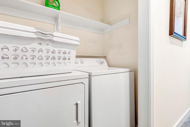 274 REGINA RD, Lancaster, VA 22503