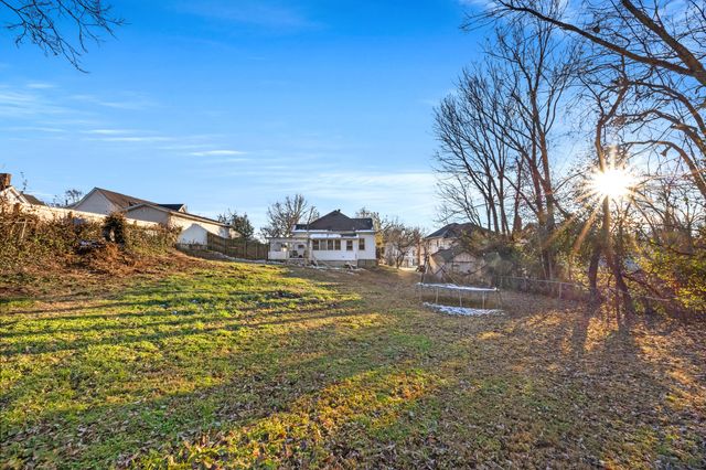 219 Holt Avenue, Mt Sterling, KY 40353