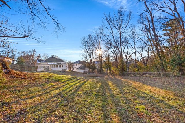 219 Holt Avenue, Mt Sterling, KY 40353