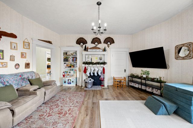 219 Holt Avenue, Mt Sterling, KY 40353