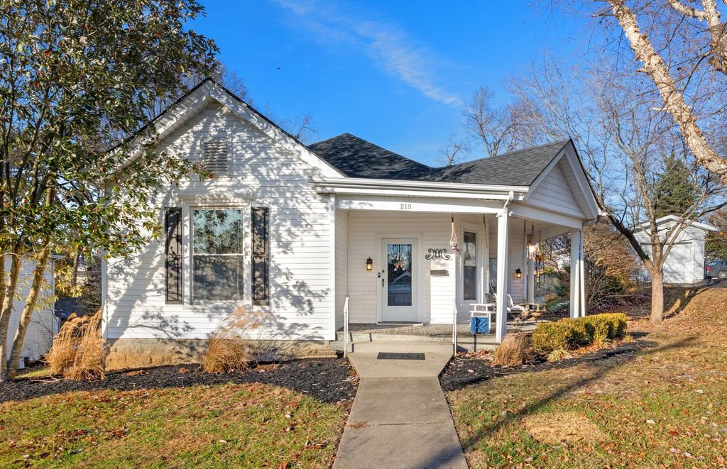 219 Holt Avenue, Mt Sterling, KY 40353