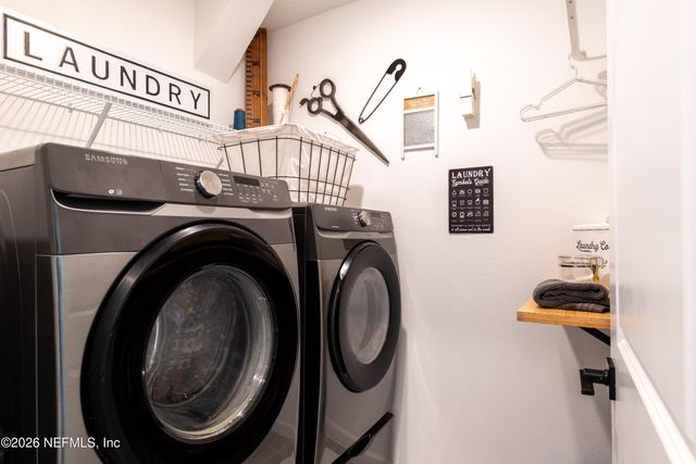 9888 LOVAGE Lane, Jacksonville, FL 32219