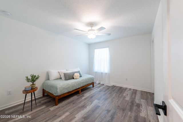 9888 LOVAGE Lane, Jacksonville, FL 32219