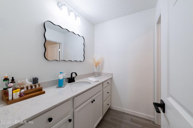 9888 LOVAGE Lane, Jacksonville, FL 32219