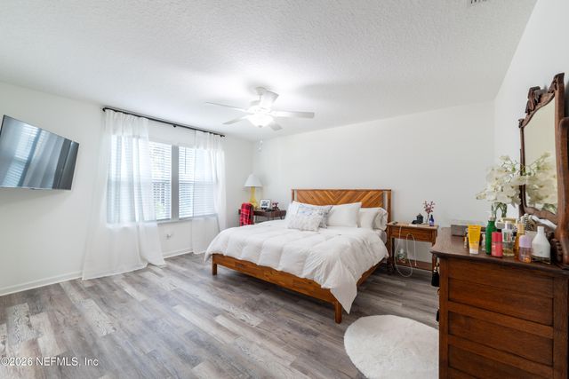 9888 LOVAGE Lane, Jacksonville, FL 32219