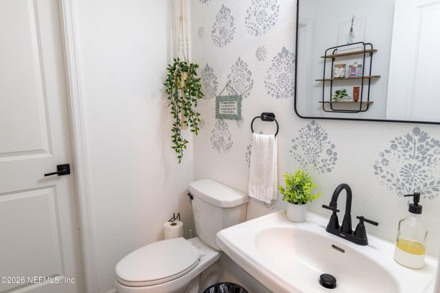 9888 LOVAGE Lane, Jacksonville, FL 32219