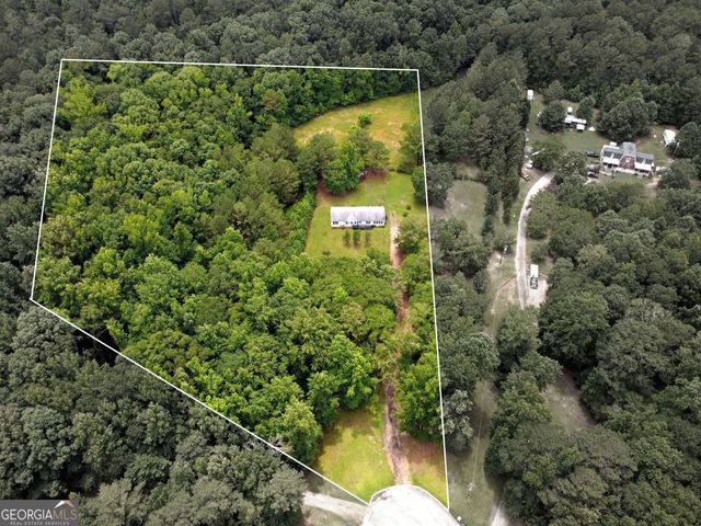 141 Gamecock Way, Barnesville, GA 30204