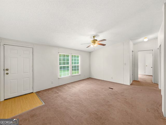 141 Gamecock Way, Barnesville, GA 30204