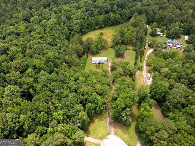 141 Gamecock Way, Barnesville, GA 30204