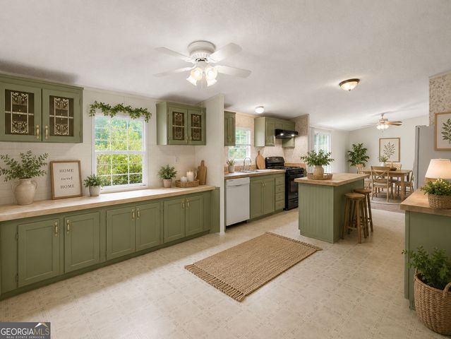 141 Gamecock Way, Barnesville, GA 30204