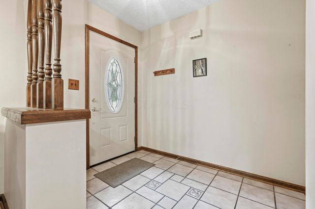 1003 Lynwood Avenue, Circleville, OH 43113