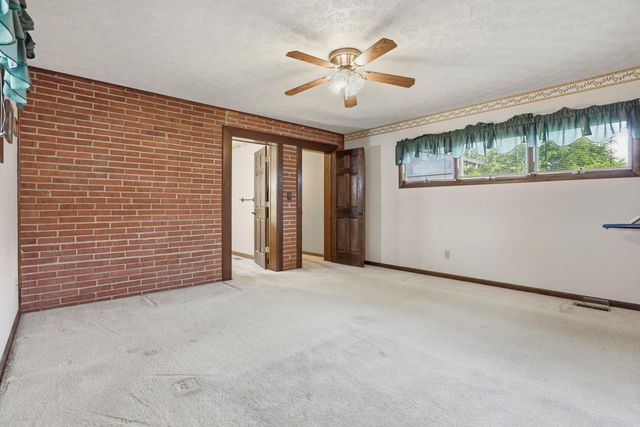 1003 Lynwood Avenue, Circleville, OH 43113