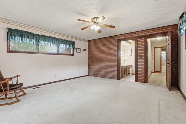 1003 Lynwood Avenue, Circleville, OH 43113