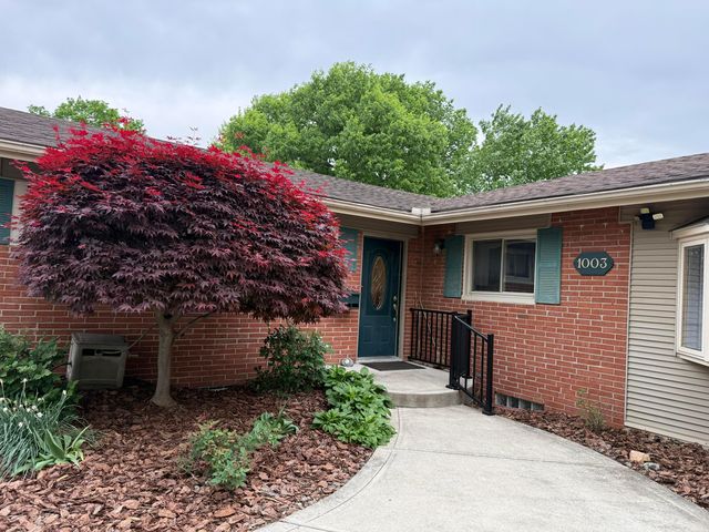 1003 Lynwood Avenue, Circleville, OH 43113