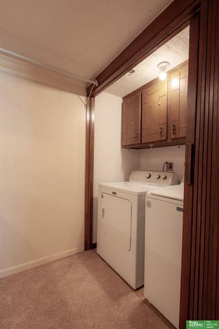 13818 Marinda Circle, Omaha, NE 68144